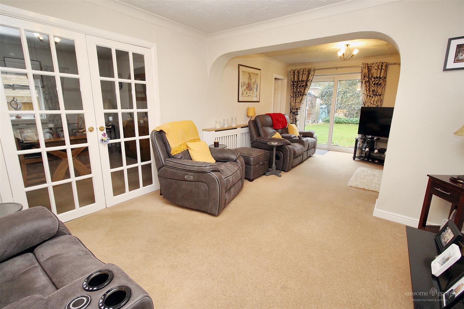Cecil Aldin Drive, Tilehurst, Reading